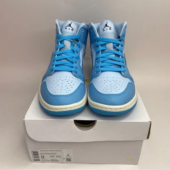 Nike Air Jordan 1 Retro Mid SE “Ice Blue/Powder Blue” 2023 - Picture 2 of 5